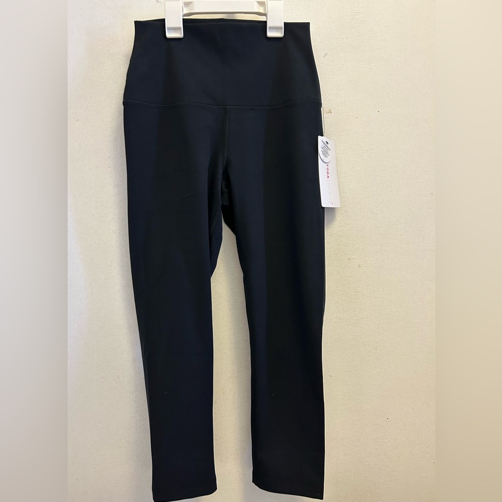 Yogalicious Lux Hudson Everyday Crop Tight Black Leggings Size M